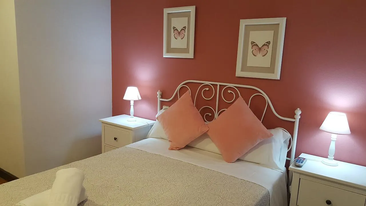 Pension Kaia San Sebastian 2*,  Spain